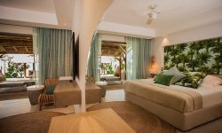 Paradis Beachcomber Golf Resort & Spa